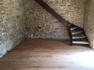 Parquet legno massello e rivestimento scale Ascoli Piceno